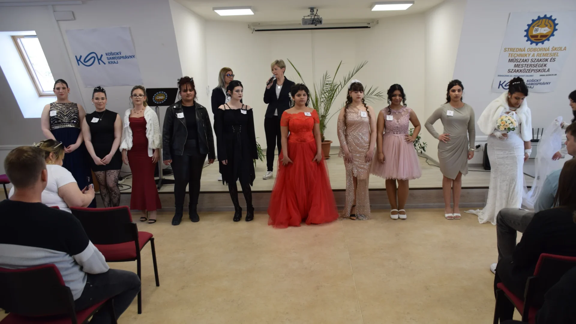 Elegancia očami mladých kaderníkov