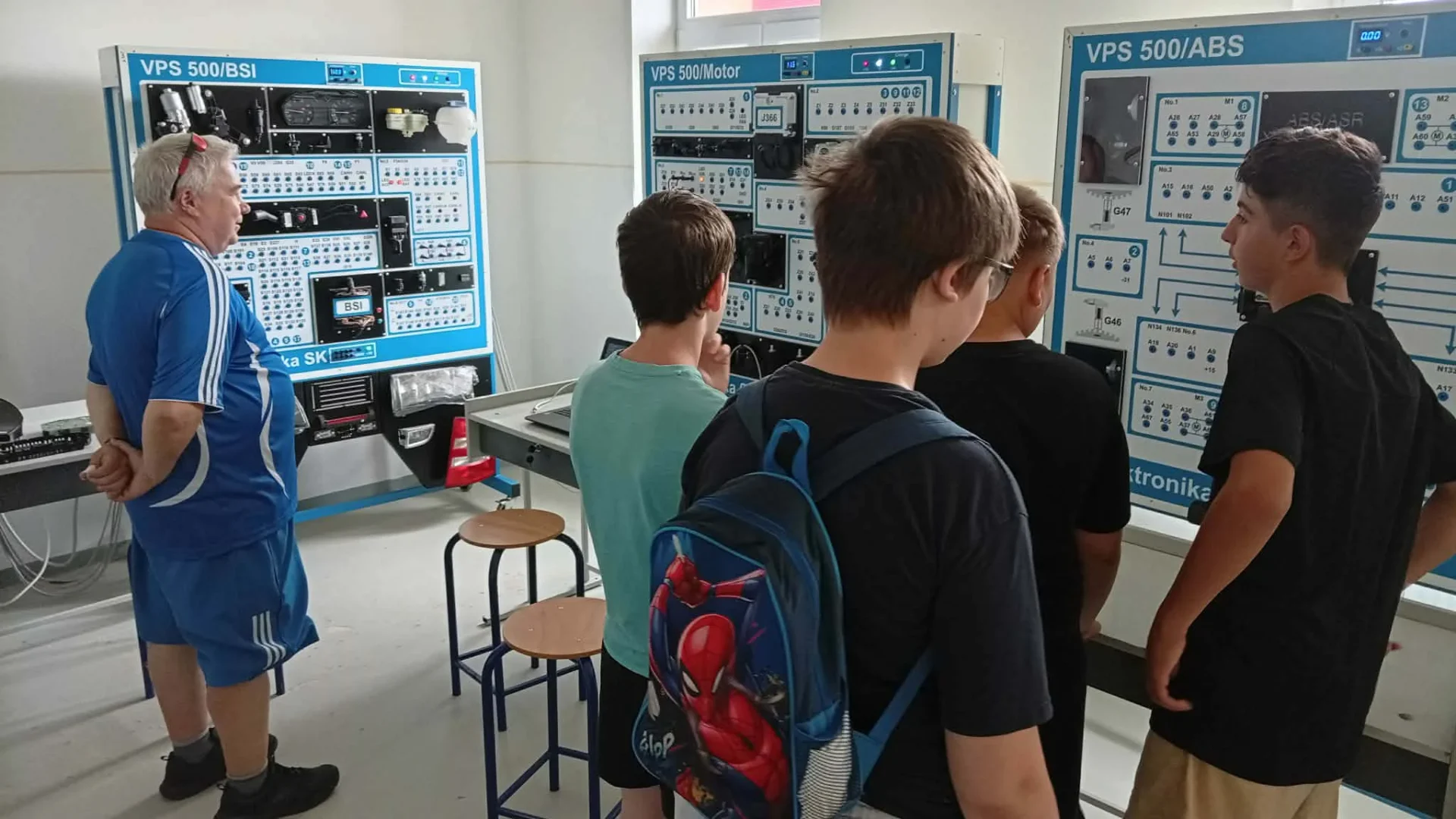 Návšteva školy žiakmi z dvojjazyčnej základnej školy z mesta Sátoraljaújhely